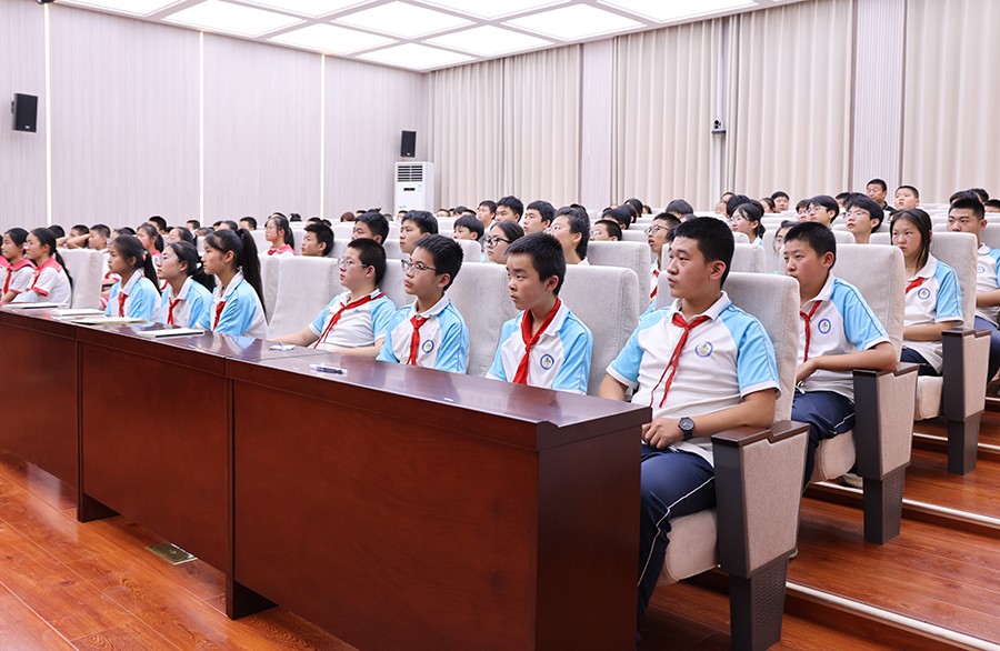中小學生到法庭 觀摩審理盜竊案